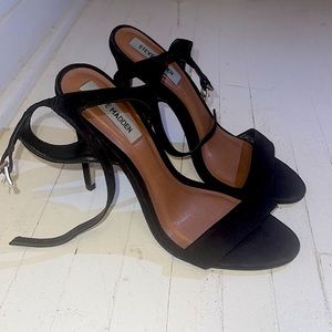 Steve Madden simple stiletto
